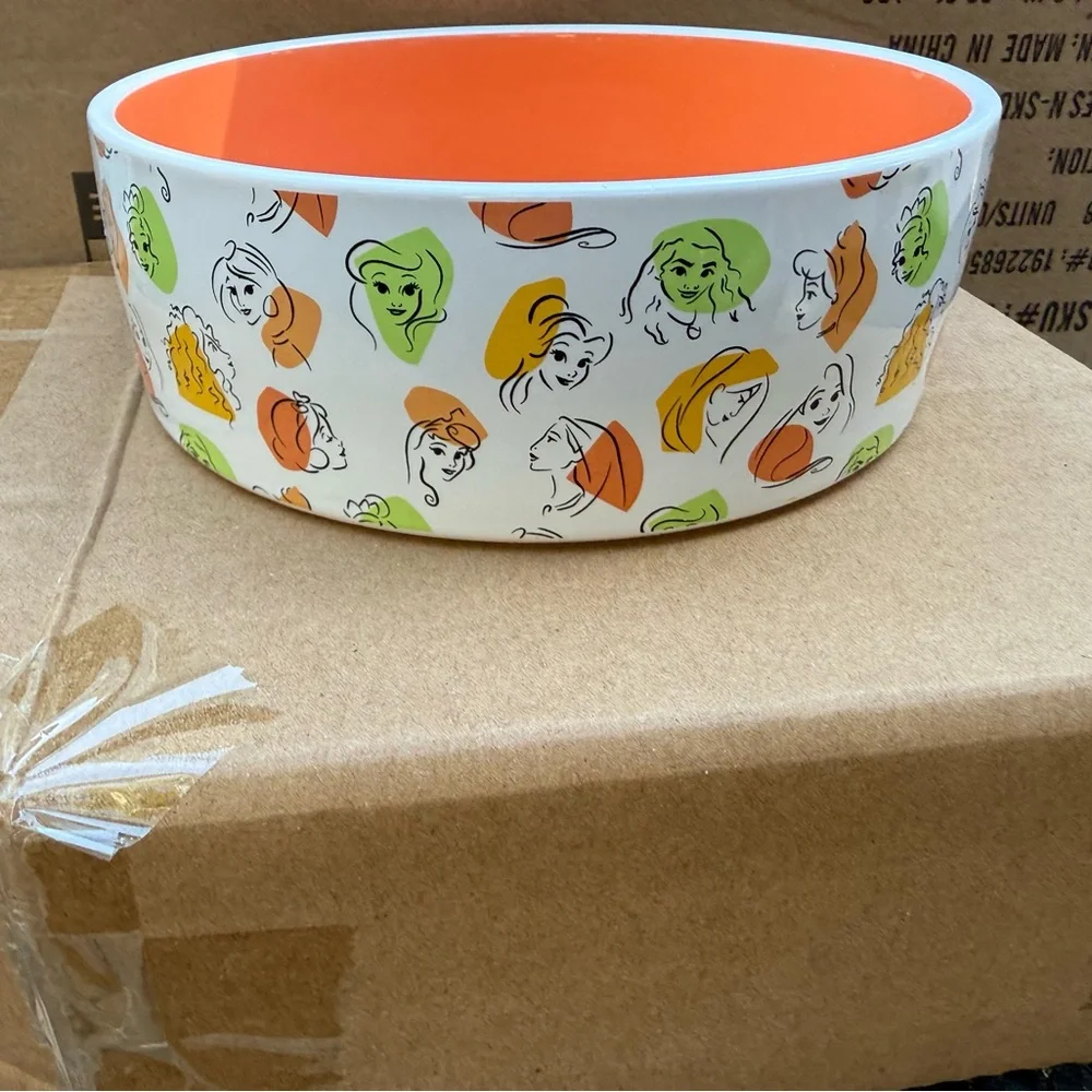 Brand new Disney dog/cat Bowls